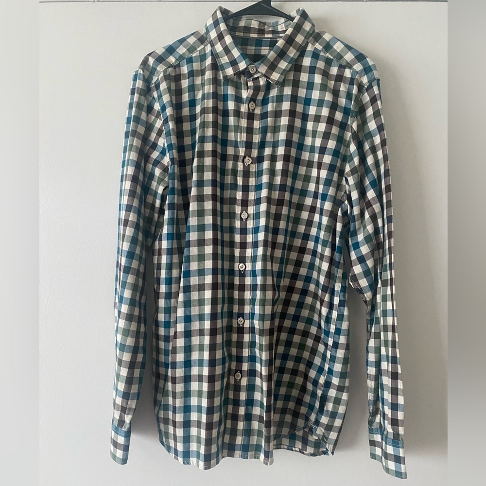 The North Face long-sleeve button-down size Large